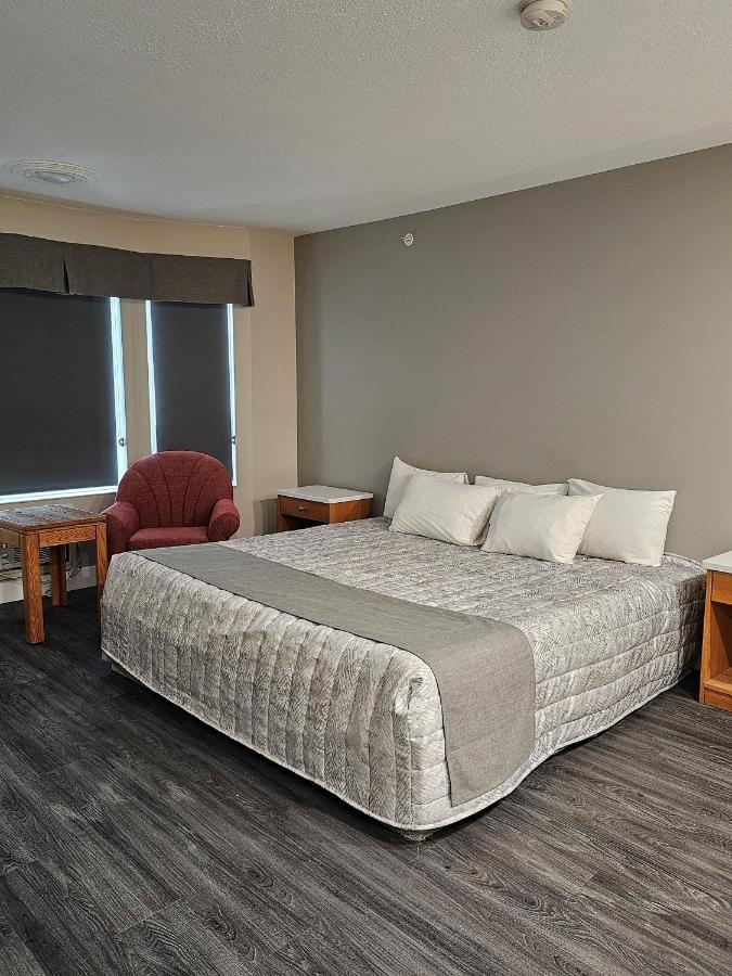 Western Budget Motel #1 Leduc/Nisku ภายนอก รูปภาพ